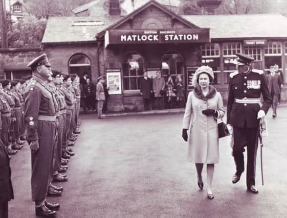 The Queen accompanied by the Lord Lieutenant, Sir Ian Walker-Okeover, as they walk past a small contingent of the Leicestershire and Derbyshire (PAO) Yeomanry - 10th May 1968