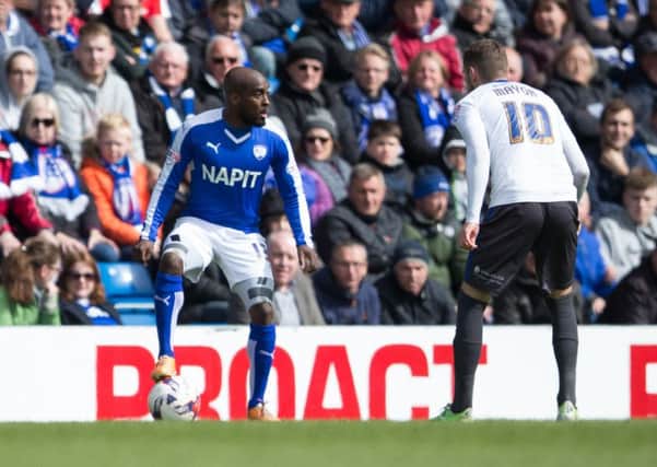 Chesterfield vs Bury - Jamal Campbell-Ryce on the ball - Pic By James Williamson