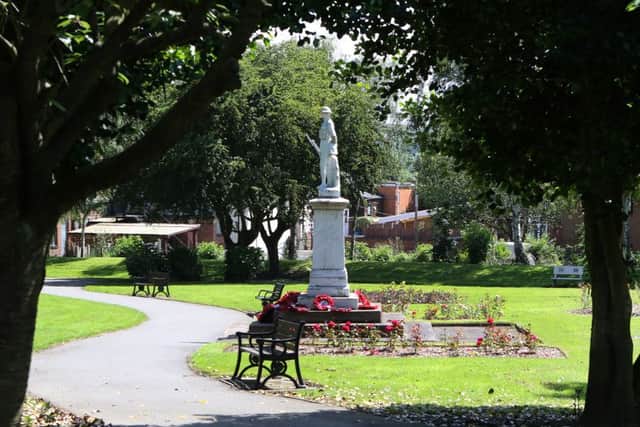 Staveley Memorial Gardens