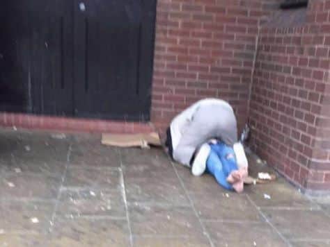 This couple was seen getting it on in New Beetwell Street in broad daylight.