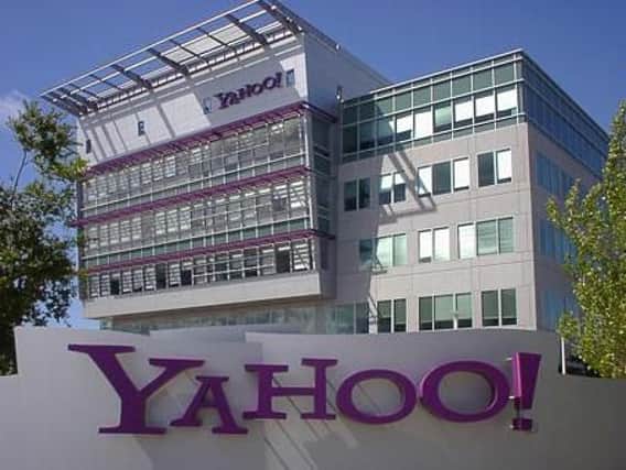 Yahoo has issued a list of security tips after admitting a data-breach which affected as many as 500 million users.