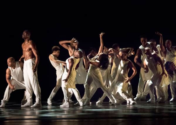Exodus
Choreography: Rennie Lorenzo
Alvin Ailey American Dance Theater
Credit Photo: Paul Kolnik
studio@paulkolnik.com
nyc 212-362-7778