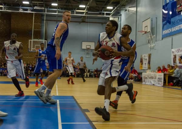 THRILLER -- action from Arrows amazing last-gasp victory at Ipswich in the National Basketball League. (PHOTO BY: Rainywood Photography)
