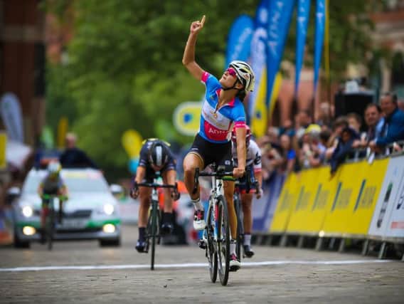 British rider Lizzie Armitstead win the Women's Tour overall last year as she crossed the finish line in Chesterfield. Now the town will once again host one the final stages. (Images Courtesy The Tour).