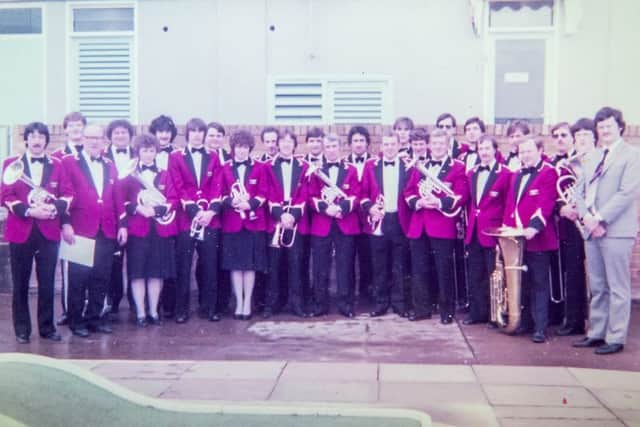 Shirebrook Unison Brass Band member Neil Emson gets an award for 50 years in brass banding. He has played for various bands since 1967 including Gainsborough and the famous Grimesthorpe band.
thoresby Colliery Band Pontins camp 1982