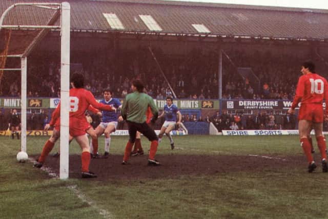 Bob Newton scoring in a 3-1 win over Crewe in the 1984/85 season for Chesterfield