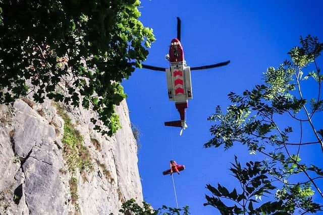 A team of 12 volunteers rescued a man after he fell while climbing High Tor (Image: Derby Mountain Rescue)
