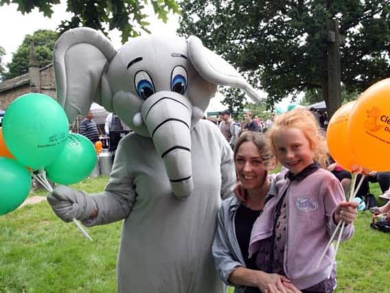 Wendy Smith and daughter Sofia met nursery mascot Ellie.