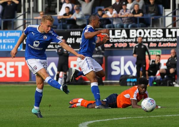 Picture by Gareth Williams/AHPIX.com; Football; Sky Bet League Two; Luton Town v Chesterfield; 23/09/2017 KO 15.00; Kenilworth Road; copyright picture; Howard Roe/AHPIX.com; Chesterfield's Louis Reed fires an effort on the Luton goal