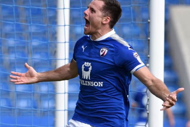 Picture Andrew Roe/AHPIX LTD, Football, EFL Sky Bet League Two,v Chesterfield Town v Port Vale, Proact Stadium, 19/08/17, K.O 3pm
Chesterfield's Jordan Sinnott celebrates Kristian Dennis scoring
Andrew Roe>>>>>>>07826527594