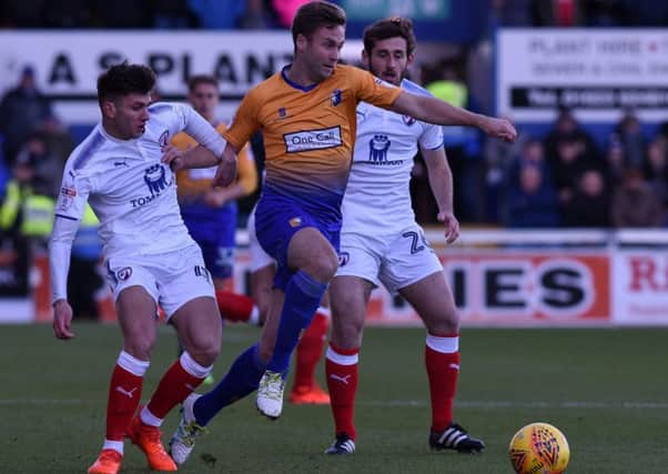 Picture Andrew Roe/AHPIX LTD, Football, EFL Sky Bet League Two, Mansfield Townv Chesterfield One Call Stadium, 25/11/17, K.O 1pm

Chesterfield's Joe Rowley battles with Mansfield's Joel Byrom

Andrew Roe>>>>>>>07826527594